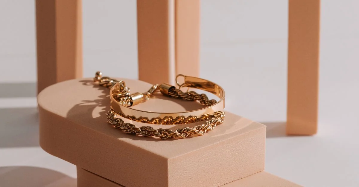 Top Jewelry Trends for 2025: What’s Hot in the World of Diamonds and Gold