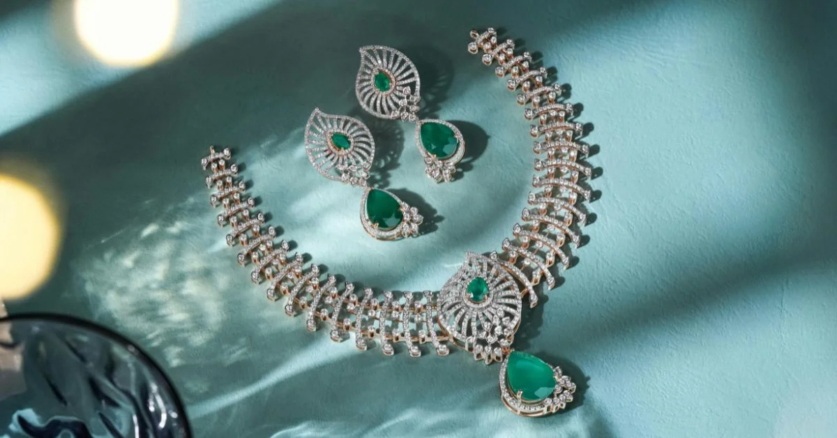 Antique Jewelry: A Timeless Guide to Vintage Elegance